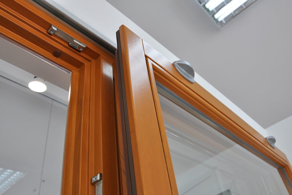 reparation fenetre bois 98000 MONACO